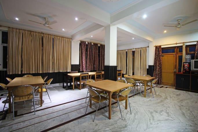 Bhīm Tāl Sapphire Inn מראה חיצוני תמונה
