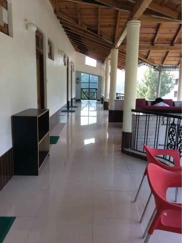 Bhīm Tāl Sapphire Inn מראה חיצוני תמונה