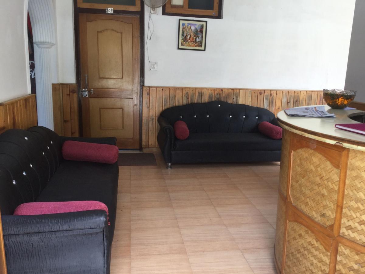 Bhīm Tāl Sapphire Inn מראה חיצוני תמונה